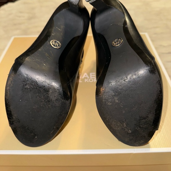 Michael Kors Women's Lawson High-Heel Buckled Open Toe Bootie. - Picture 5 of 6